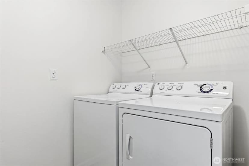 Property photo for 7624 Ne 201st Place, Kenmore photo 28