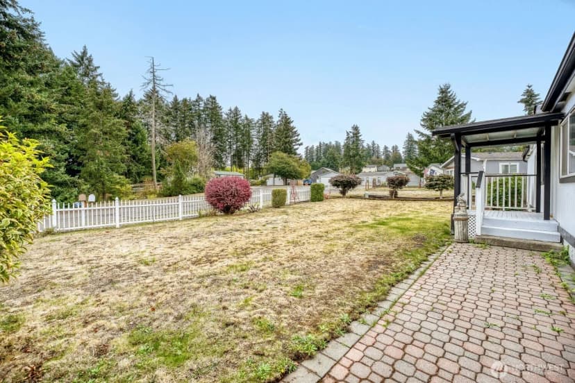 Property photo for 23612 Se 286th Street, Maple Valley photo 4