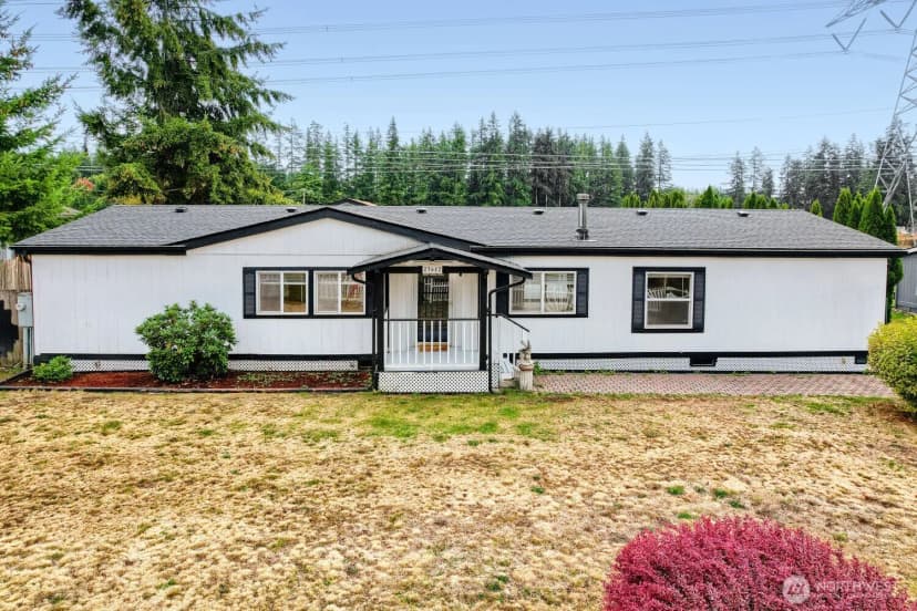Property photo for 23612 Se 286th Street, Maple Valley photo 3
