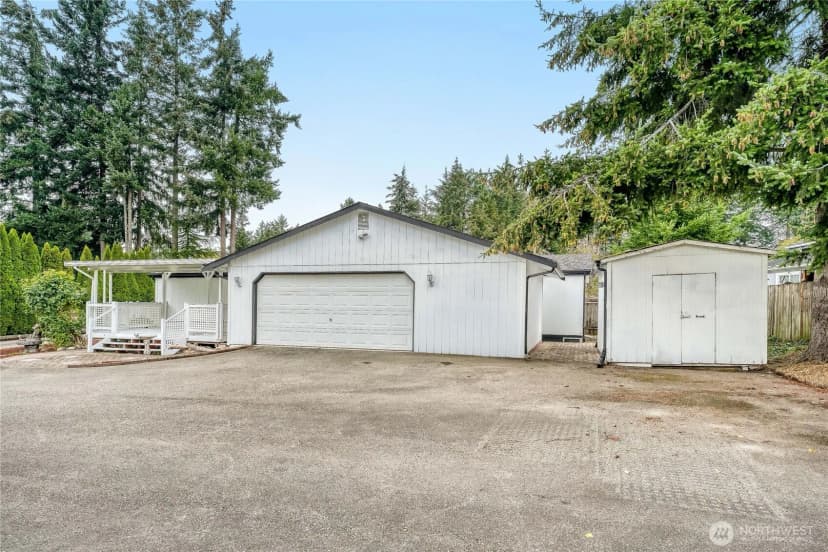 Property photo for 23612 Se 286th Street, Maple Valley photo 30