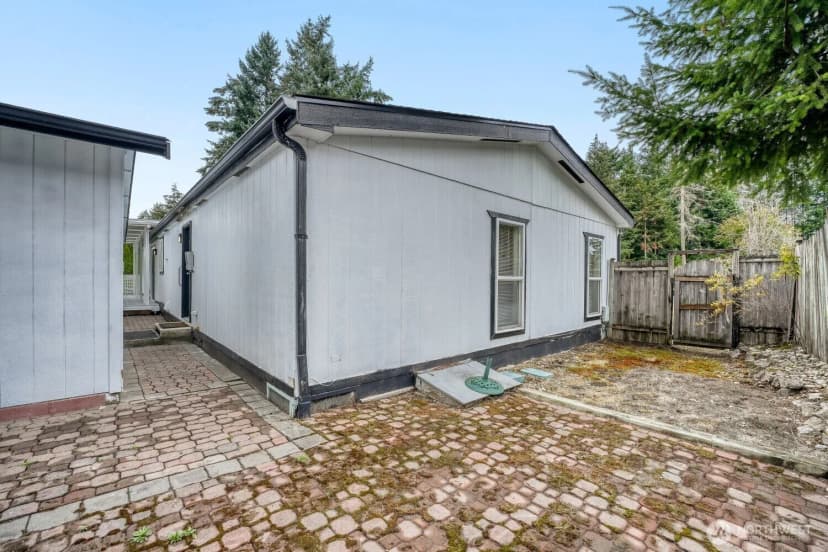 Property photo for 23612 Se 286th Street, Maple Valley photo 27