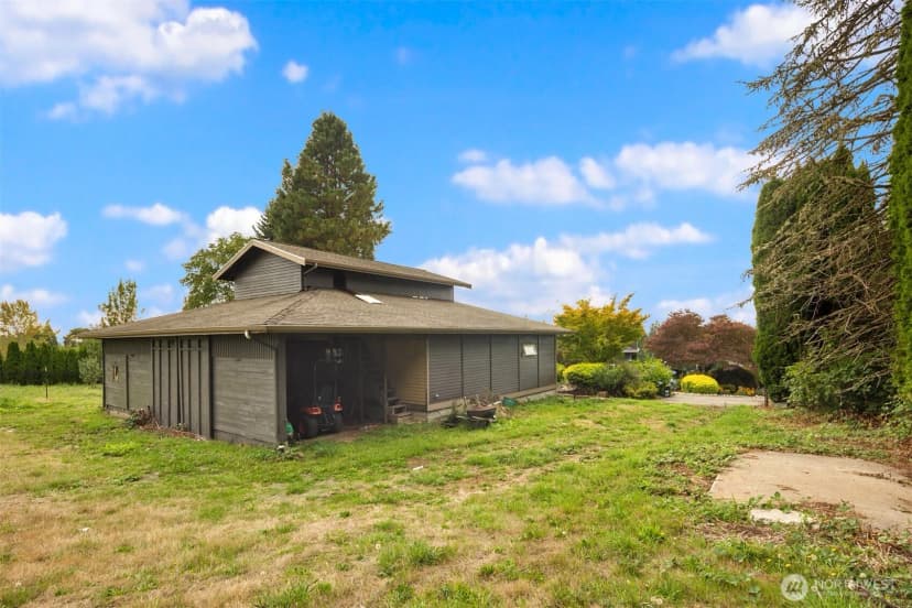 Property photo for 14350 160th Place Ne, Woodinville photo 40