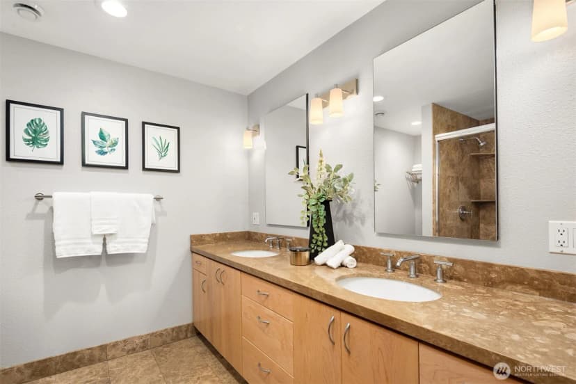 Property photo for 14350 160th Place Ne, Woodinville photo 27