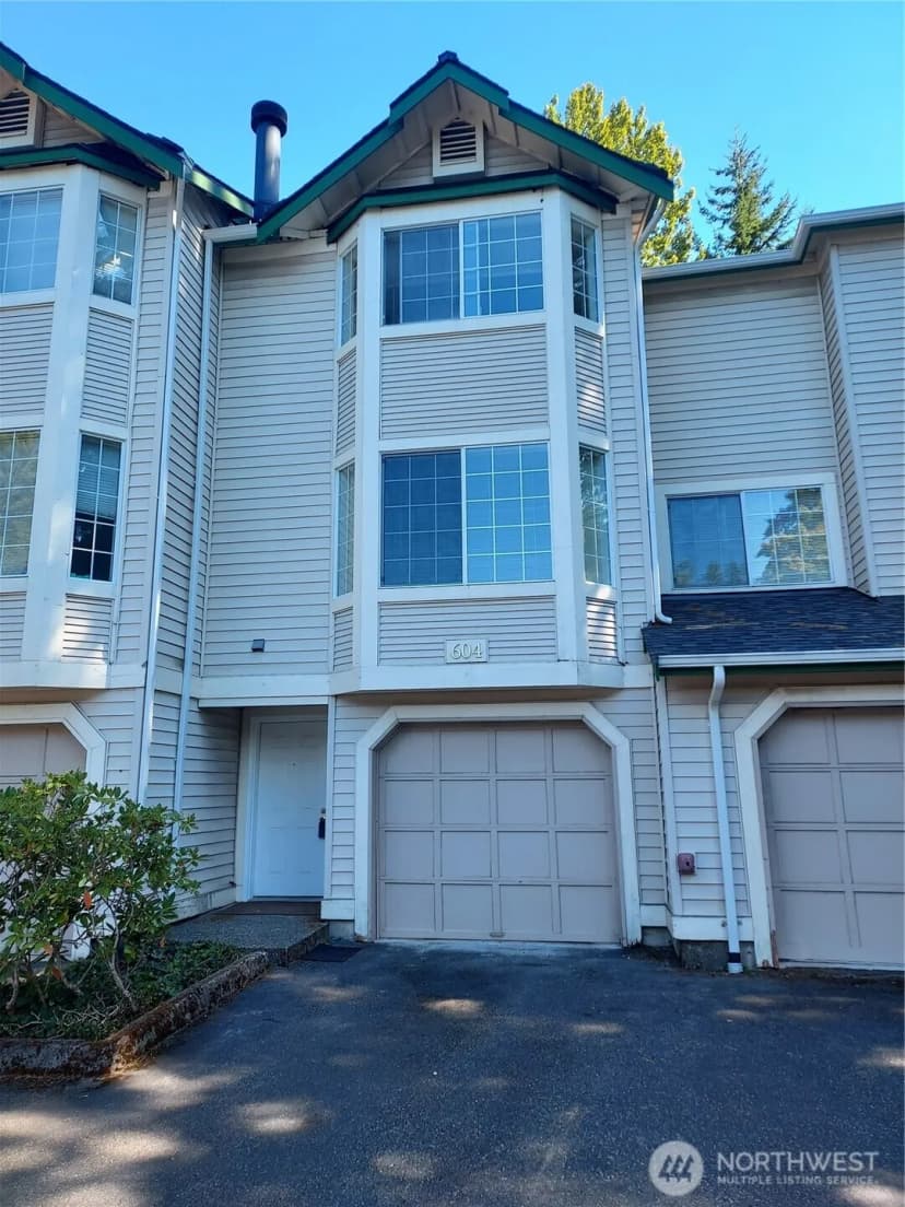 Property photo for 604 122nd Avenue Ne, Bellevue