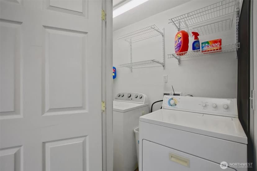 Property photo for 9006 Lawndale Avenue Sw, Lakewood photo 21