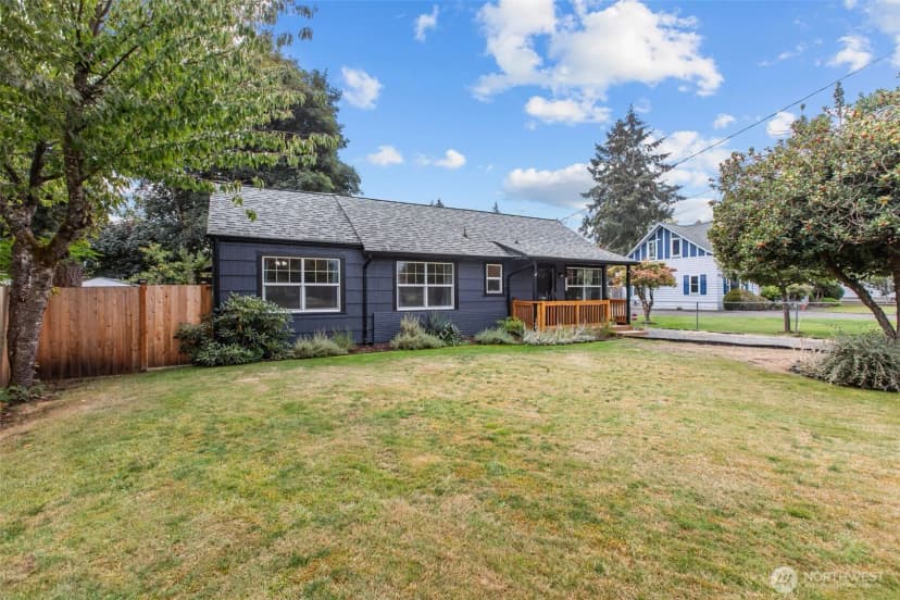 Property photo for 9006 Lawndale Avenue Sw, Lakewood