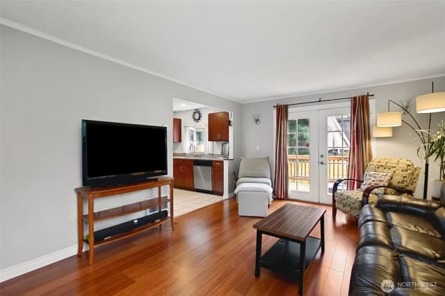 Property photo for 9006 Lawndale Avenue Sw, Lakewood photo 3