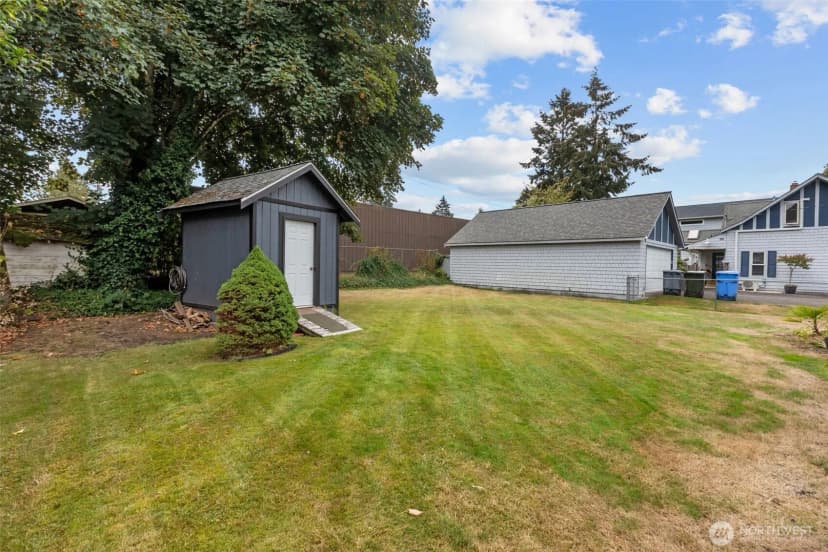 Property photo for 9006 Lawndale Avenue Sw, Lakewood photo 28