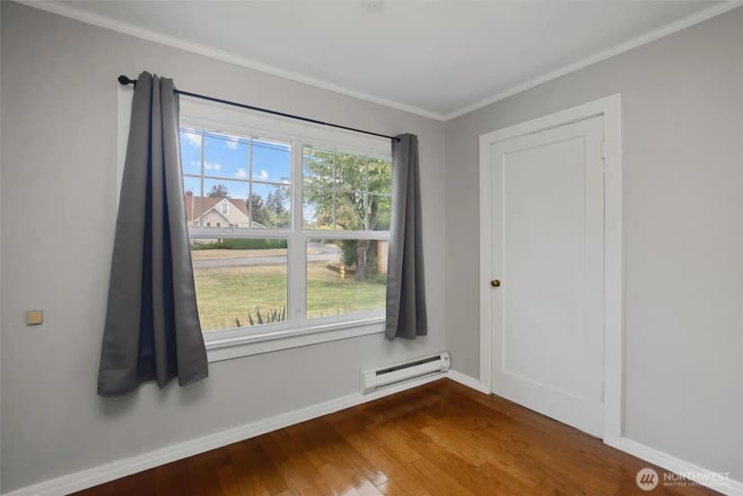 Property photo for 9006 Lawndale Avenue Sw, Lakewood photo 18