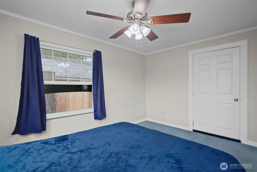 Property photo for 9006 Lawndale Avenue Sw, Lakewood photo 12