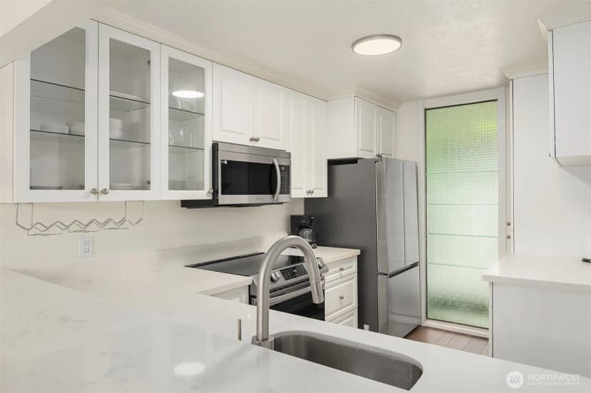 Property photo for 6582 137th Avenue Ne #414, Redmond photo 12