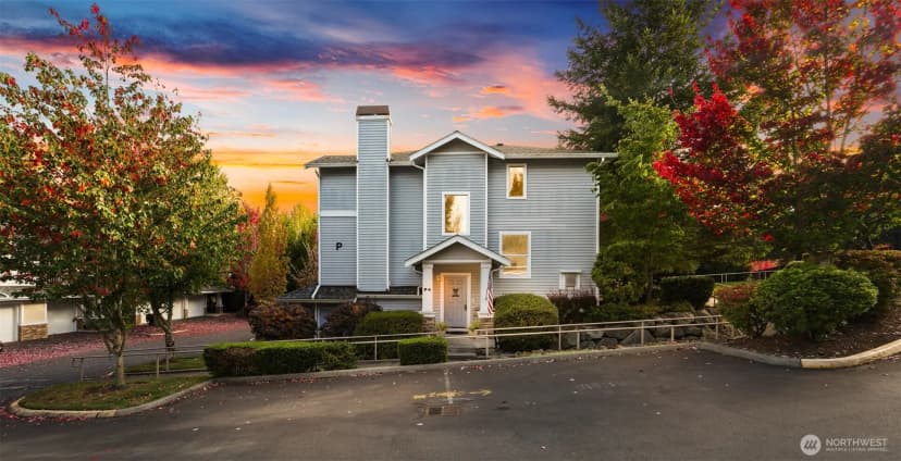 Property photo for 14007 69th Drive Se #p4, Snohomish photo 3