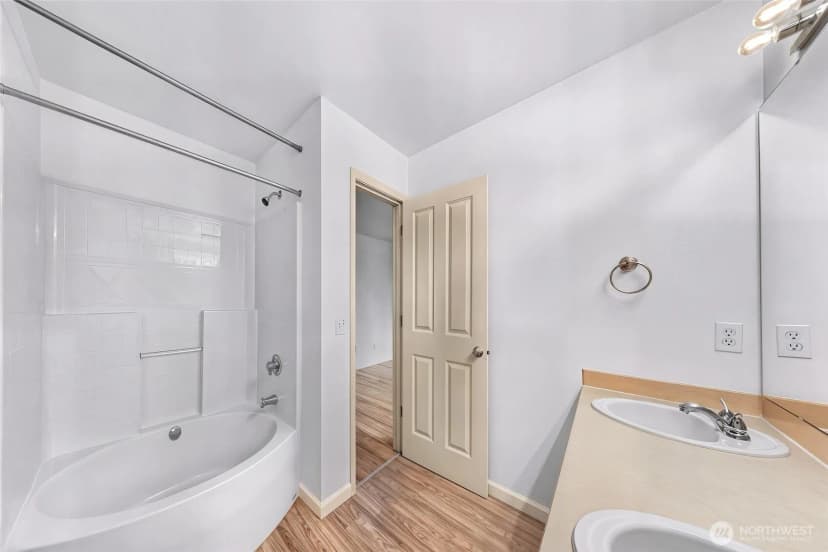 Property photo for 14007 69th Drive Se #p4, Snohomish photo 18