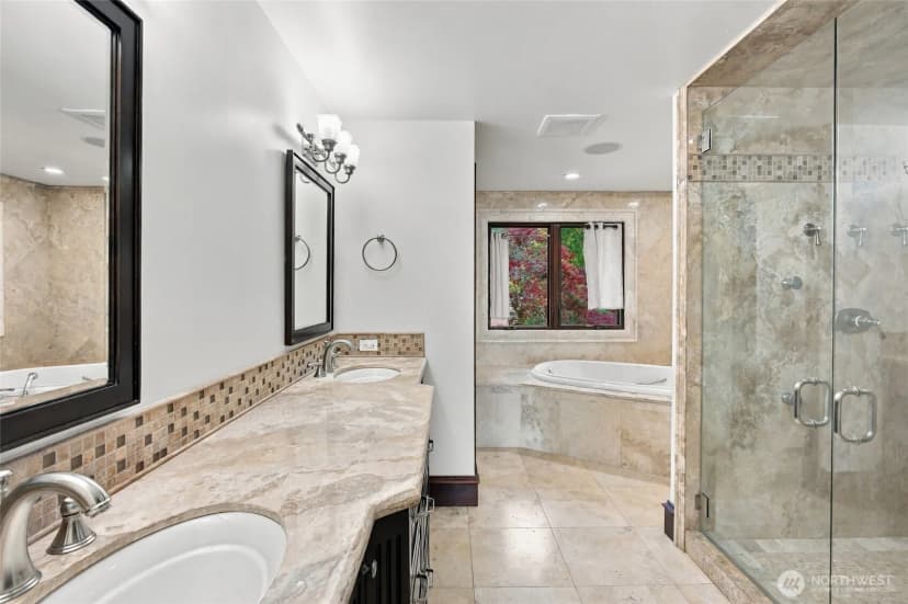 Property photo for 8711 Talbot Road, Edmonds photo 24