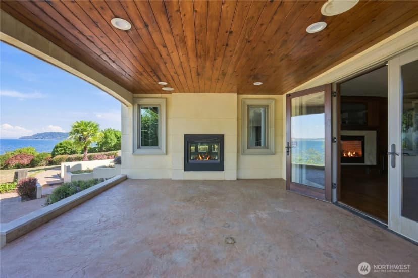 Property photo for 8711 Talbot Road, Edmonds photo 17