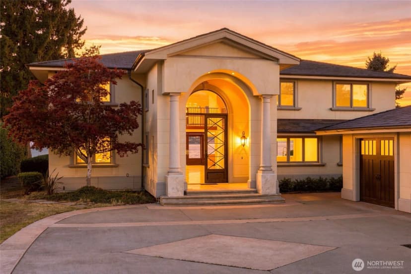 Property photo for 8711 Talbot Road, Edmonds photo 6