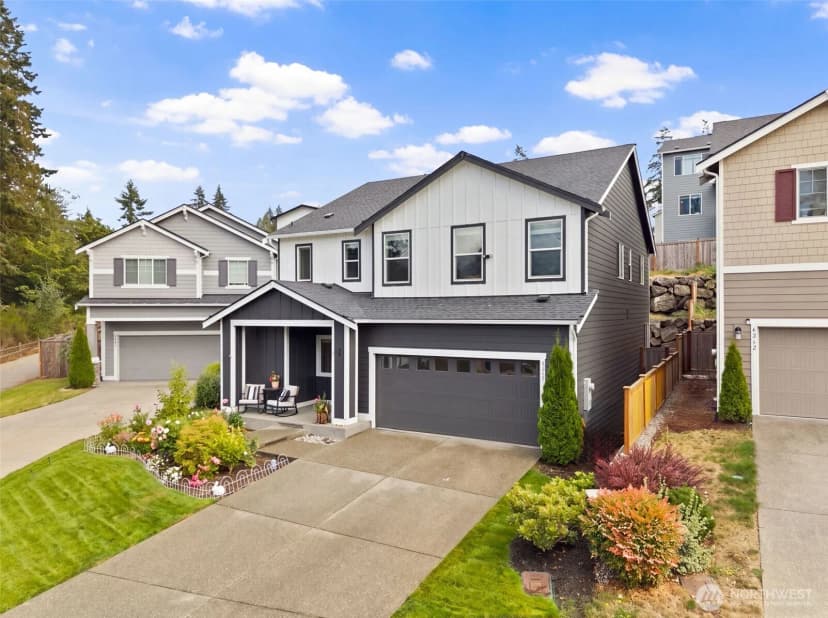 Property photo for 4268 Nettle Drive Se, Port Orchard photo 2