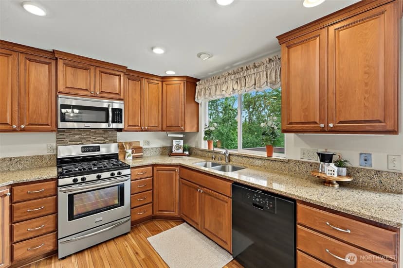 Property photo for 2283 Aspen Street Se, Port Orchard photo 9