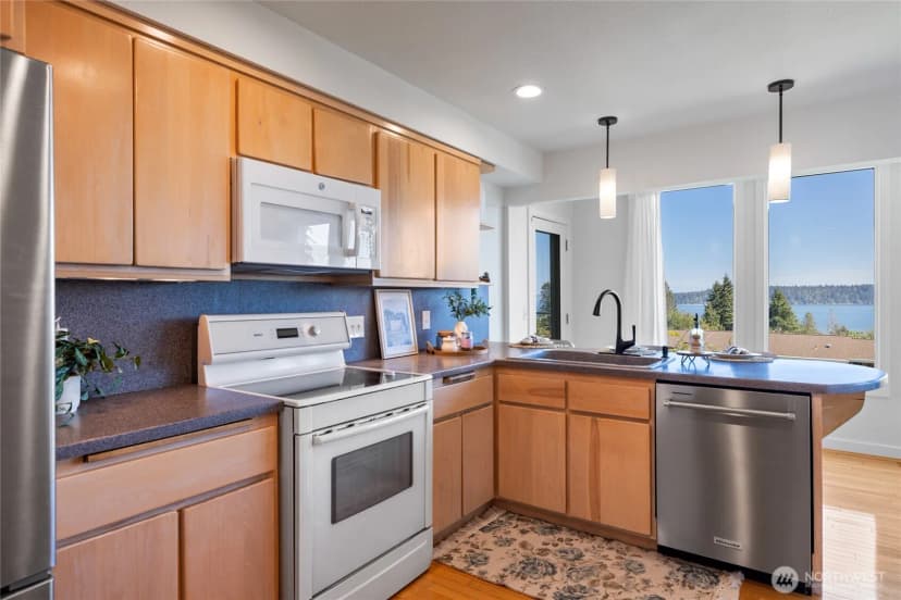 Property photo for 8152 Se Haida Dr, Port Orchard photo 13