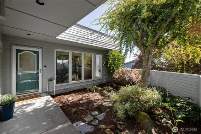 Property photo for 8152 Se Haida Dr, Port Orchard photo 4