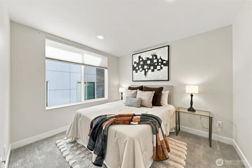 Property photo for 6016 California Avenue Sw #d, Seattle photo 15
