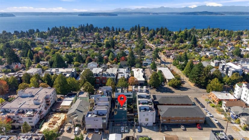 Property photo for 6016 California Avenue Sw #d, Seattle photo 39