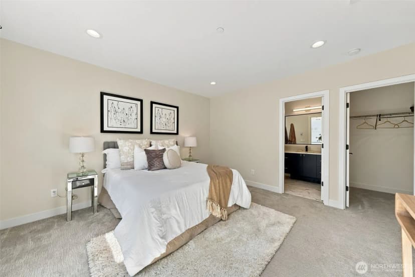 Property photo for 6016 California Avenue Sw #d, Seattle photo 23