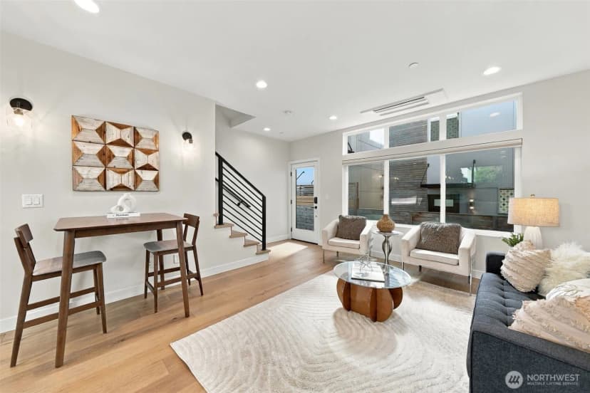 Property photo for 6016 California Avenue Sw #d, Seattle photo 5