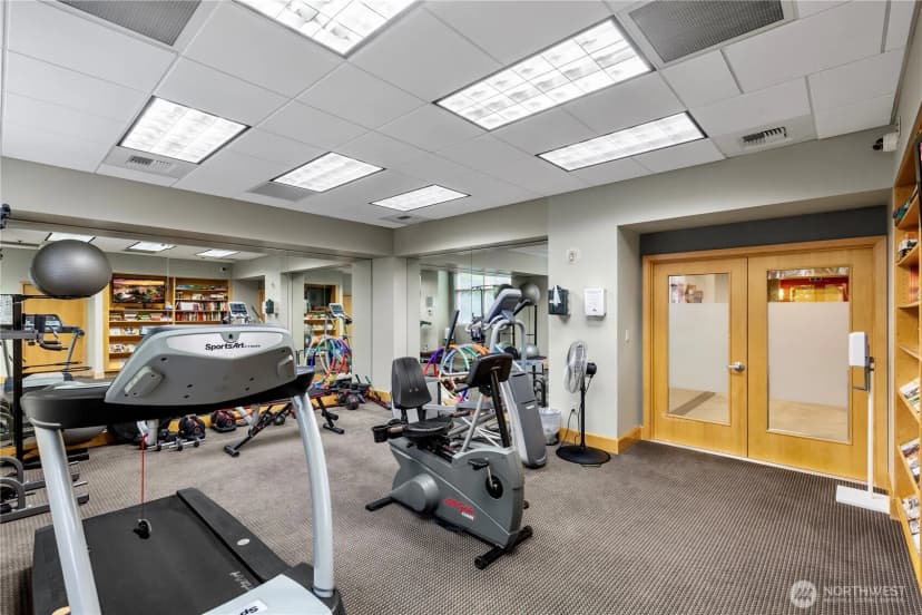 Property photo for 1100 106th Avenue Ne #704, Bellevue photo 14
