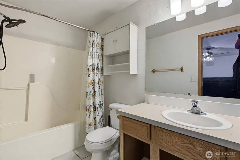 Property photo for 1315 Golf Club Road Se, Lacey photo 11