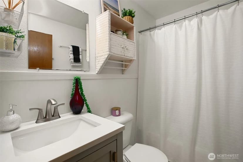 Property photo for 201 28th Avenue, Seattle photo 28