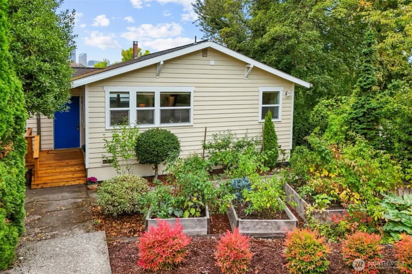 Property photo for 201 28th Avenue, Seattle