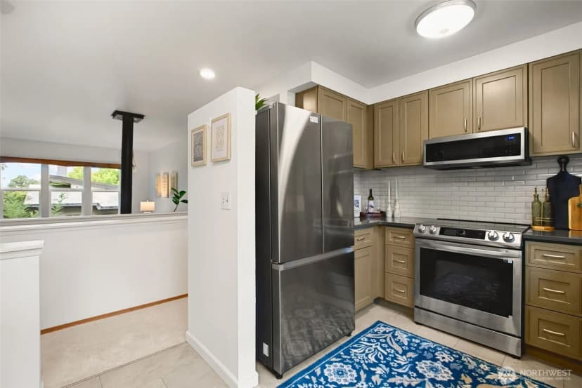 Property photo for 201 28th Avenue, Seattle photo 9