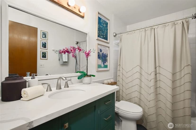 Property photo for 201 28th Avenue, Seattle photo 17