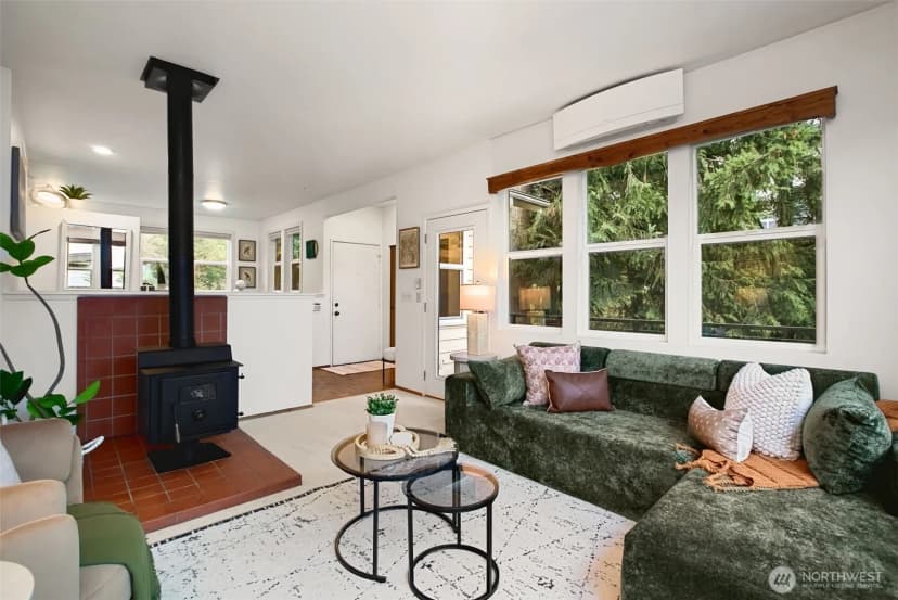 Property photo for 201 28th Avenue, Seattle photo 4