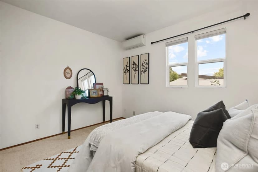 Property photo for 201 28th Avenue, Seattle photo 14