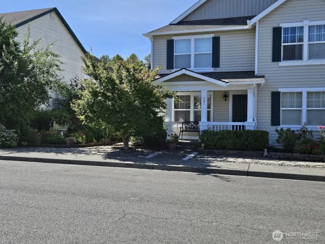 Property photo for 201 Glennwood Place Se, Renton photo 5