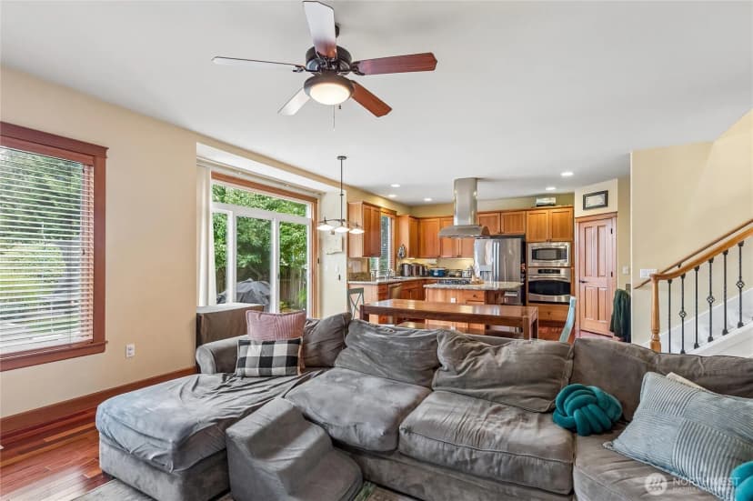 Property photo for 10416 Se 273rd Place, Kent photo 16