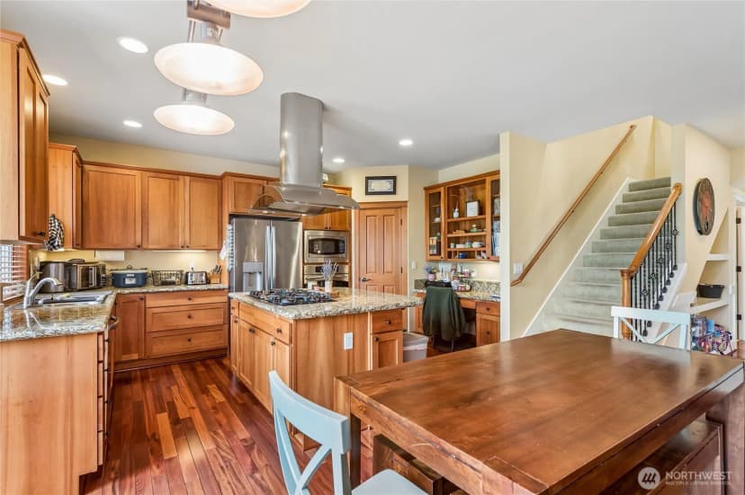 Property photo for 10416 Se 273rd Place, Kent photo 6