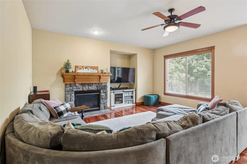 Property photo for 10416 Se 273rd Place, Kent photo 15