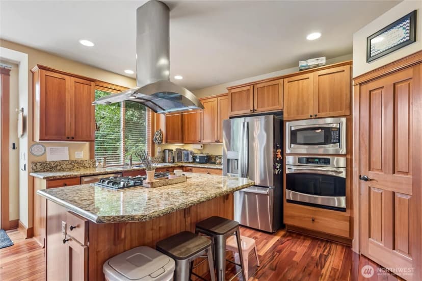 Property photo for 10416 Se 273rd Place, Kent photo 8