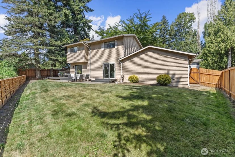 Property photo for 14215 110th Avenue Ne, Kirkland photo 19