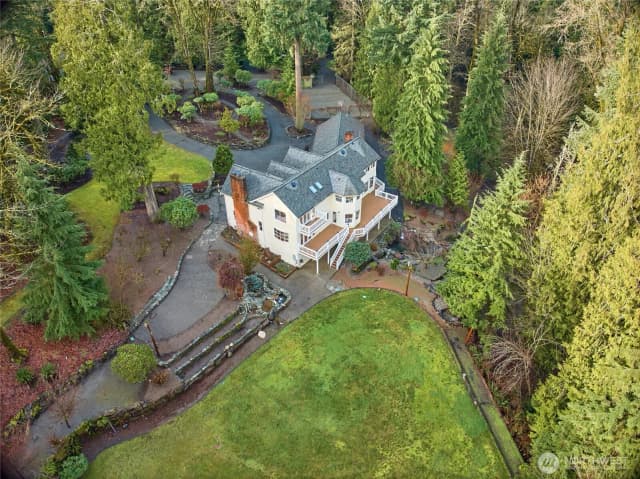 Property photo for 18400 228th Avenue Ne, Woodinville photo 2