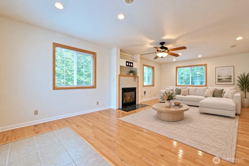 Property photo for 2272 Long Lake Road Se, Port Orchard photo 8