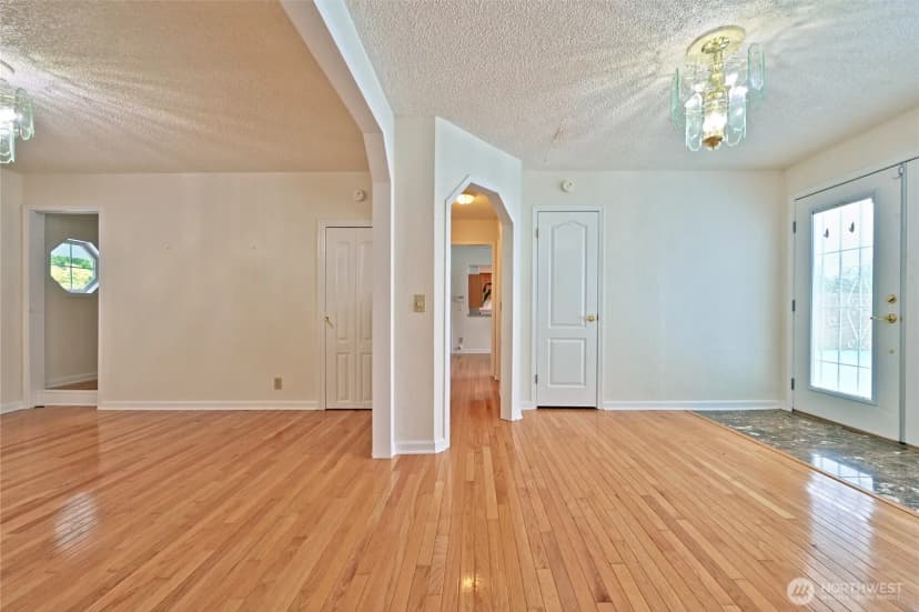 Property photo for 2272 Long Lake Road Se, Port Orchard photo 20