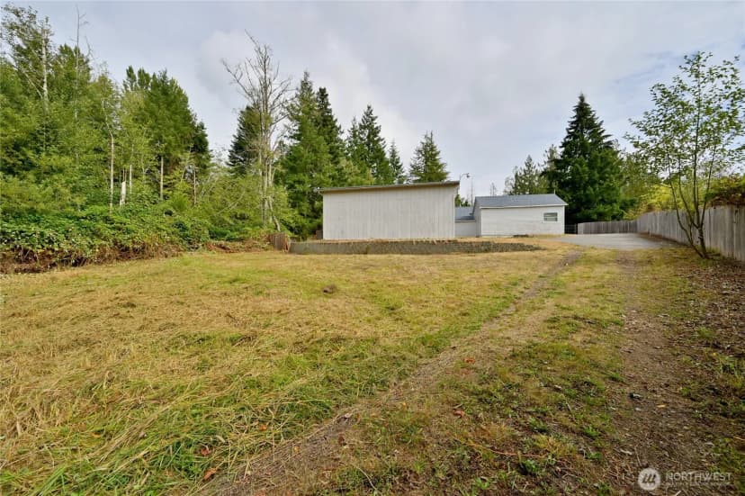 Property photo for 2272 Long Lake Road Se, Port Orchard photo 27