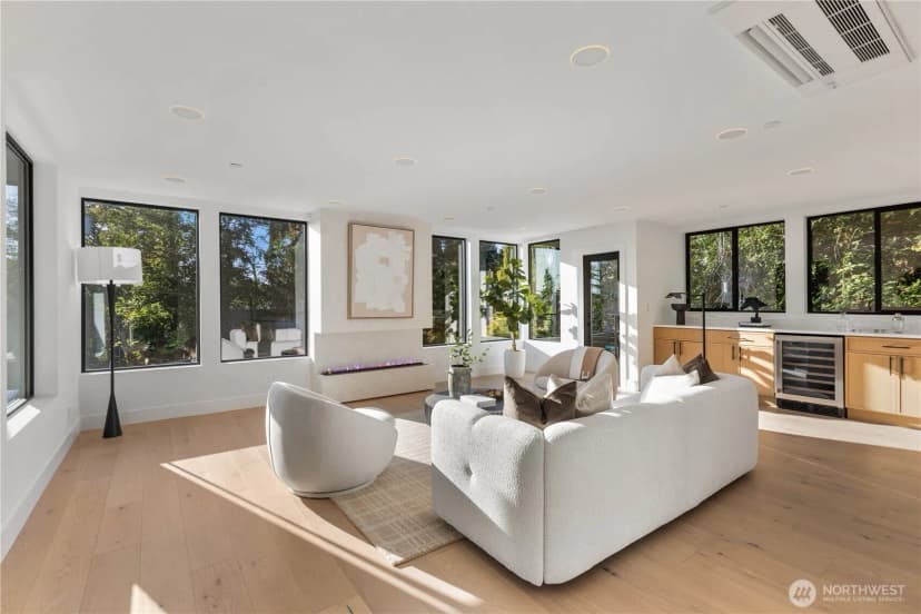 Property photo for 8014 45th Avenue Sw, Seattle photo 22