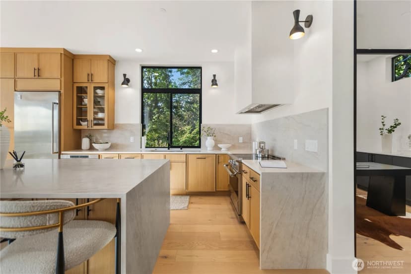 Property photo for 8014 45th Avenue Sw, Seattle photo 21