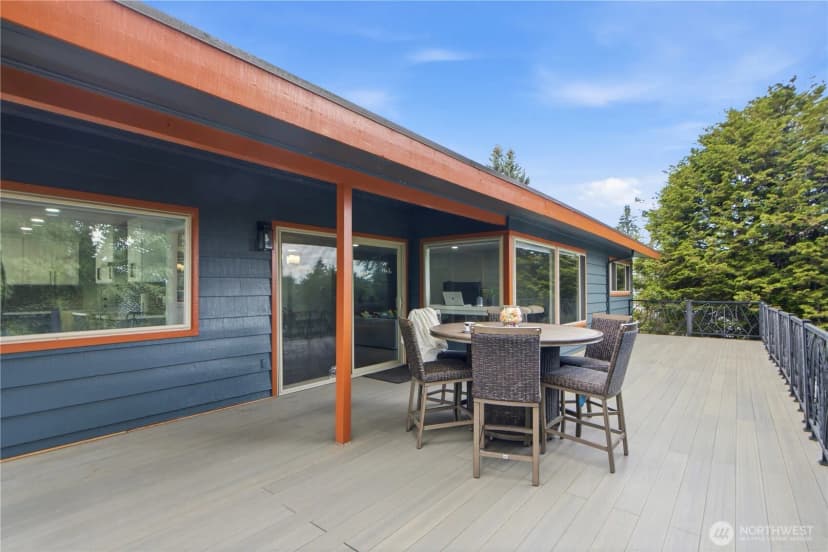 Property photo for 18534 55th Avenue Ne, Kenmore photo 28