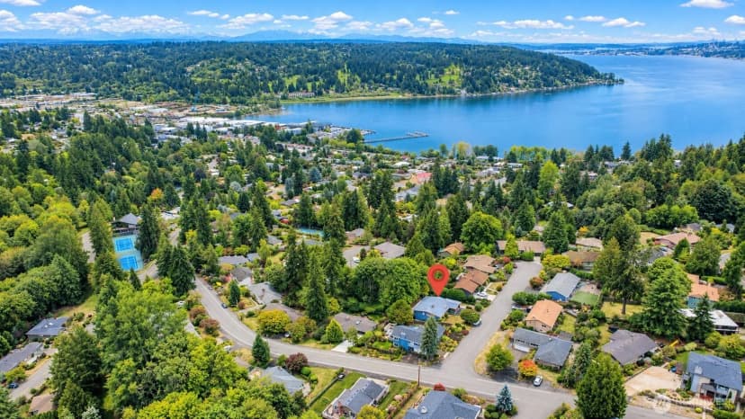 Property photo for 18534 55th Avenue Ne, Kenmore photo 33